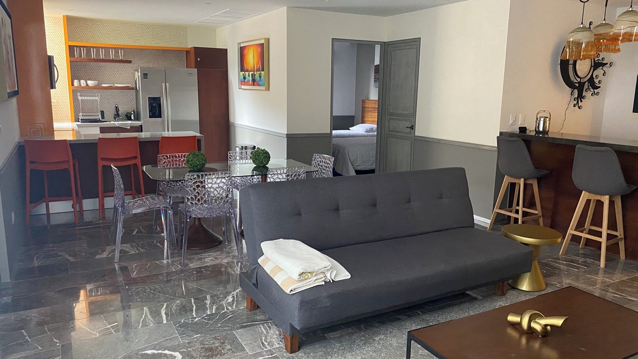 Photo of Others in 12th Street