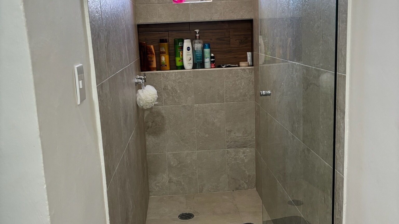 Photo of Bathroom in Sin Nombre