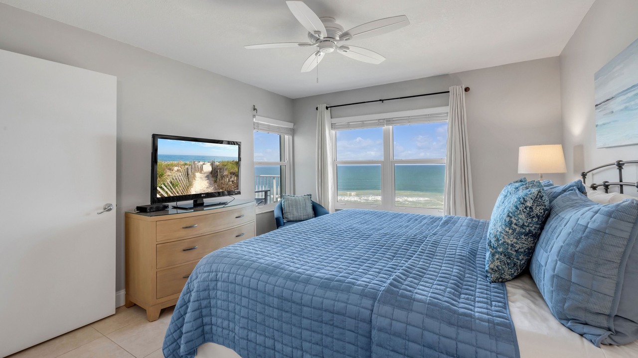 Photo of Bedroom in Seawinds Condo