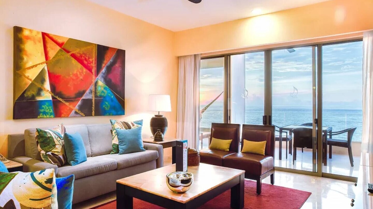 Photo of Bedroom in South Shore Hotel Area