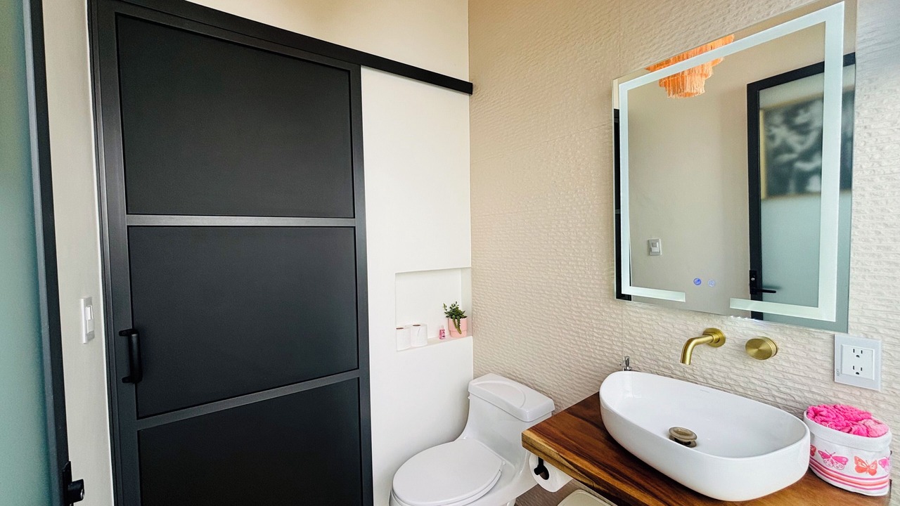 Photo of Bathroom in Raquet Club
