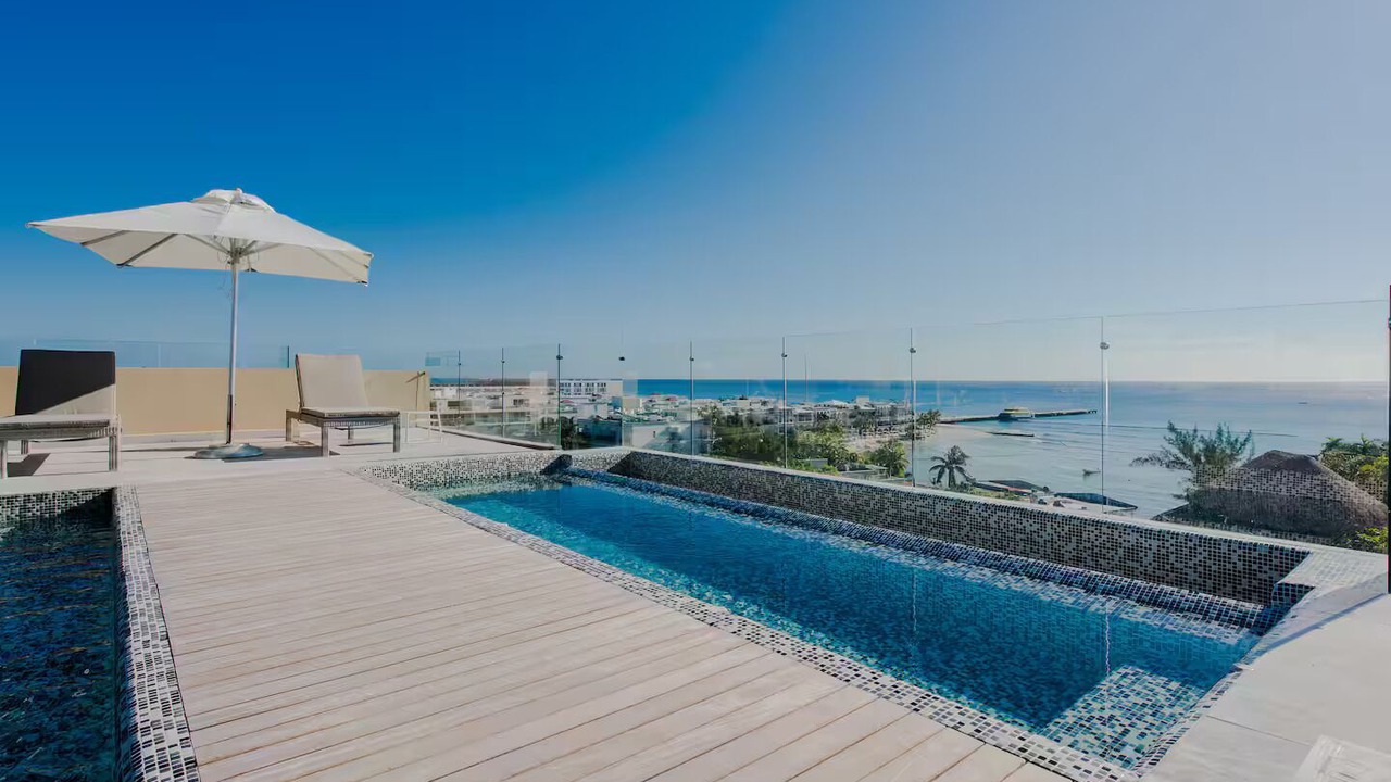 Photo of Outdoor in 12th Street