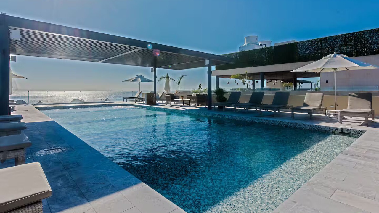 Photo of Outdoor in 12th Street