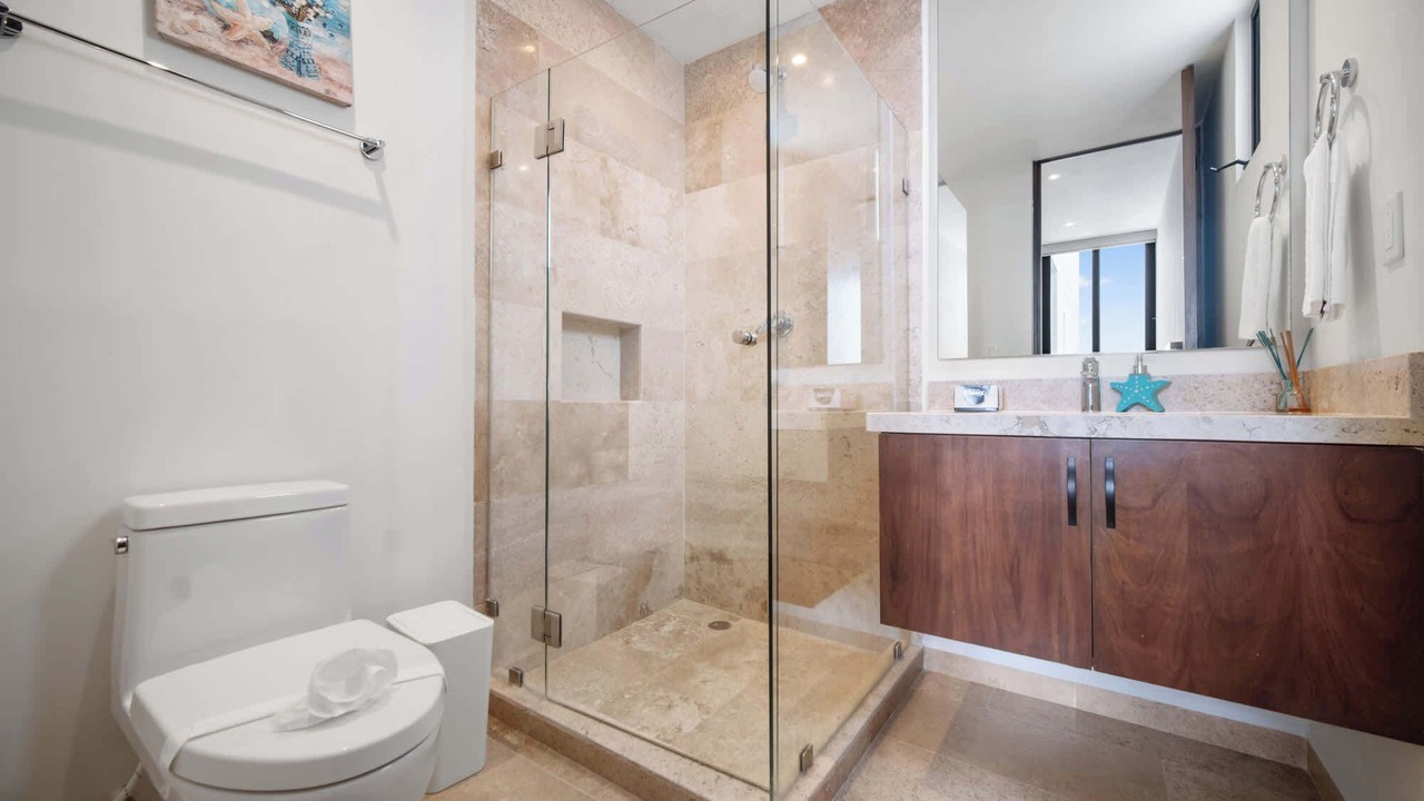 Photo of Bathroom in Miramar