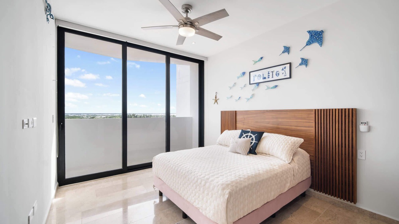 Photo of Bedroom in Miramar