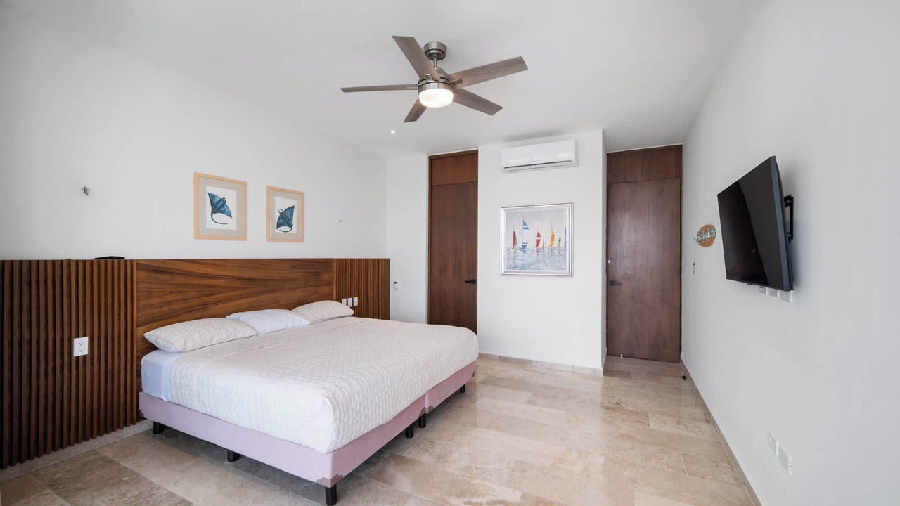 Photo of Bedroom in Miramar