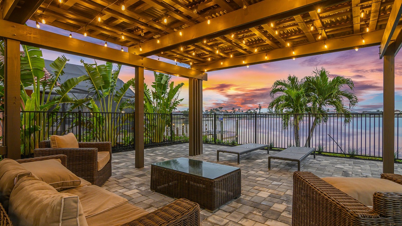Photo of Patio Balcony in Eight Lakes