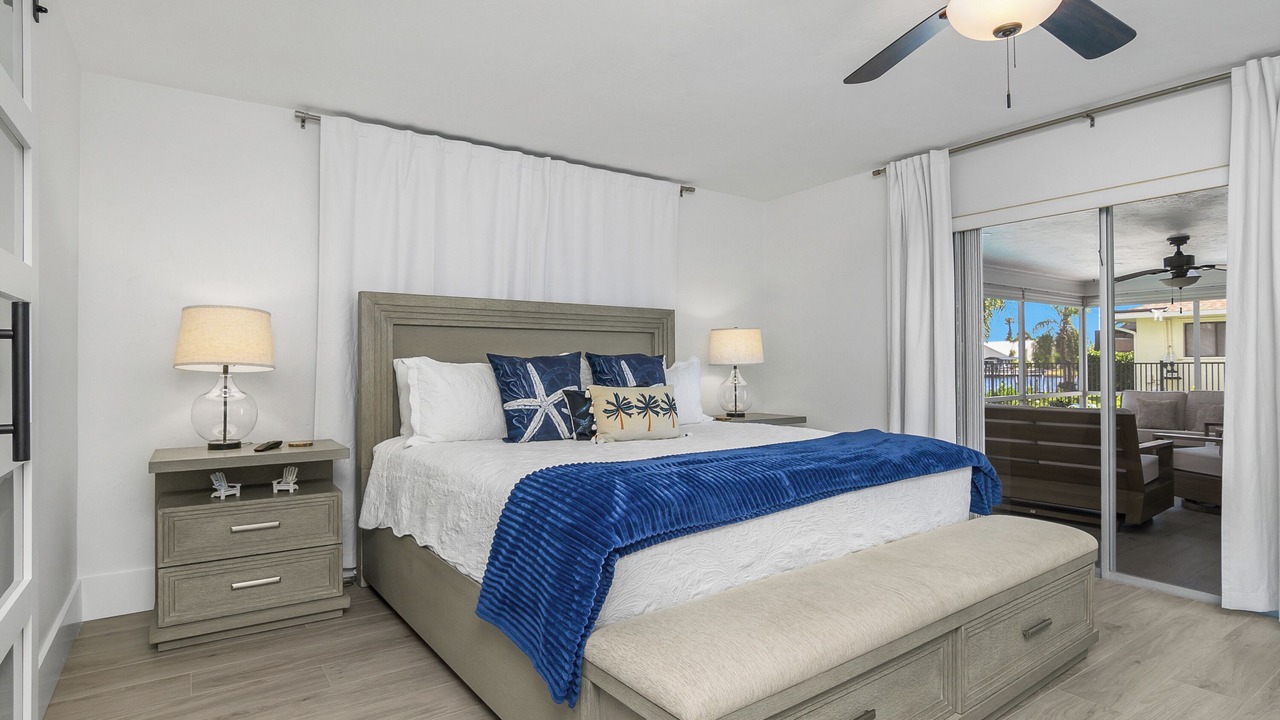 Photo of Bedroom in Eight Lakes