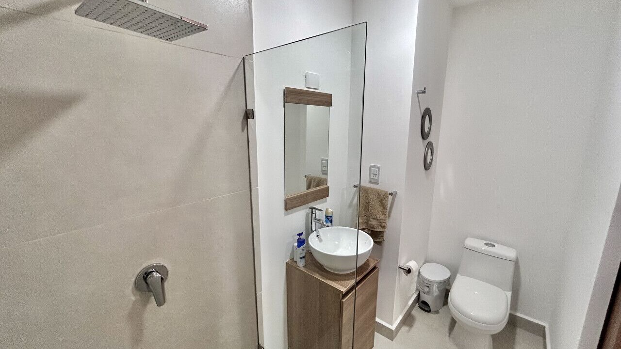 Photo of Bathroom in Balcones de Loma Linda