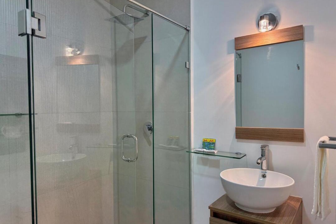 Photo of Bathroom in Balcones de Loma Linda