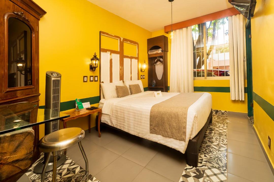 Photo of Bedroom in Anahuac