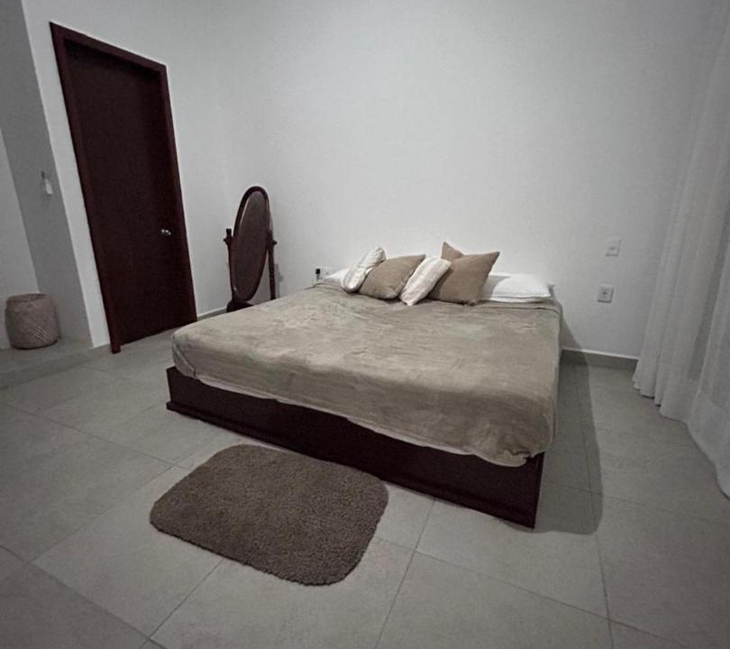 Photo of Bedroom in Anton Lizardo
