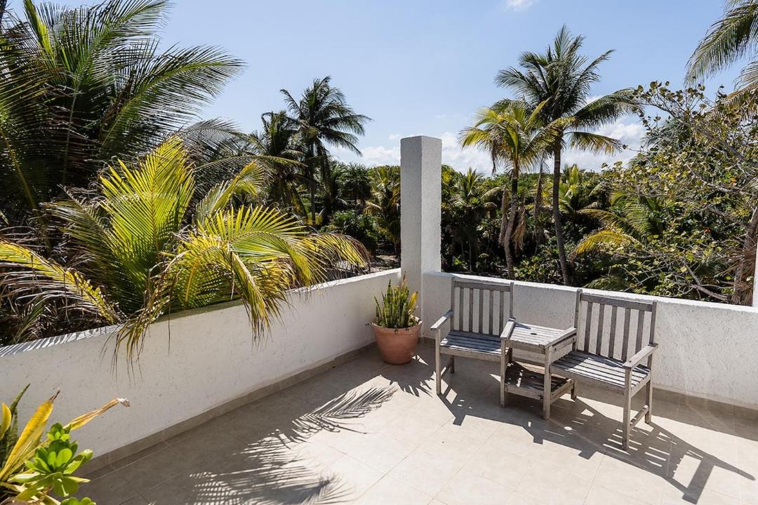 Photo of Patio Balcony in Playa del Secreto