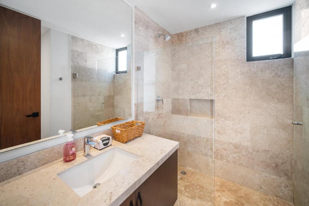 Photo of Bathroom in Miramar