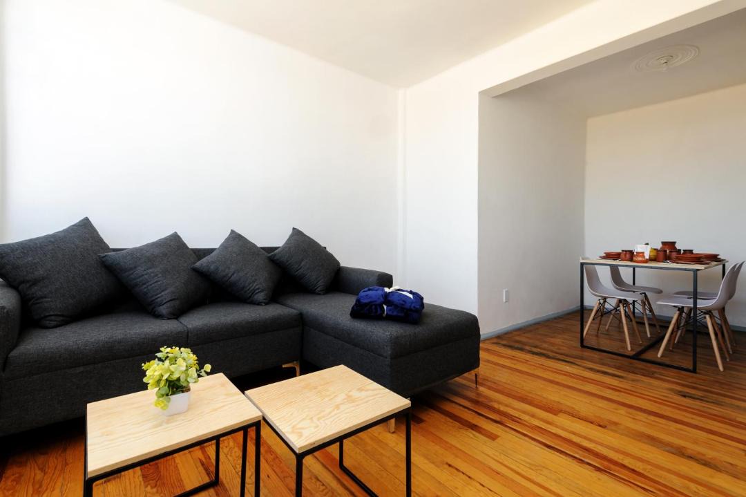 Photo of Livingroom in Historic Center