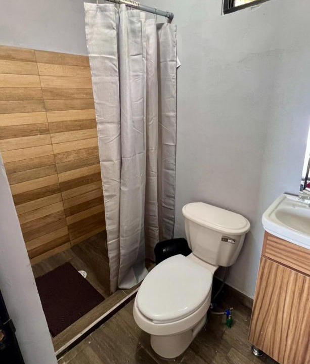 Photo of Bathroom in San Antonio de Las Alazanas