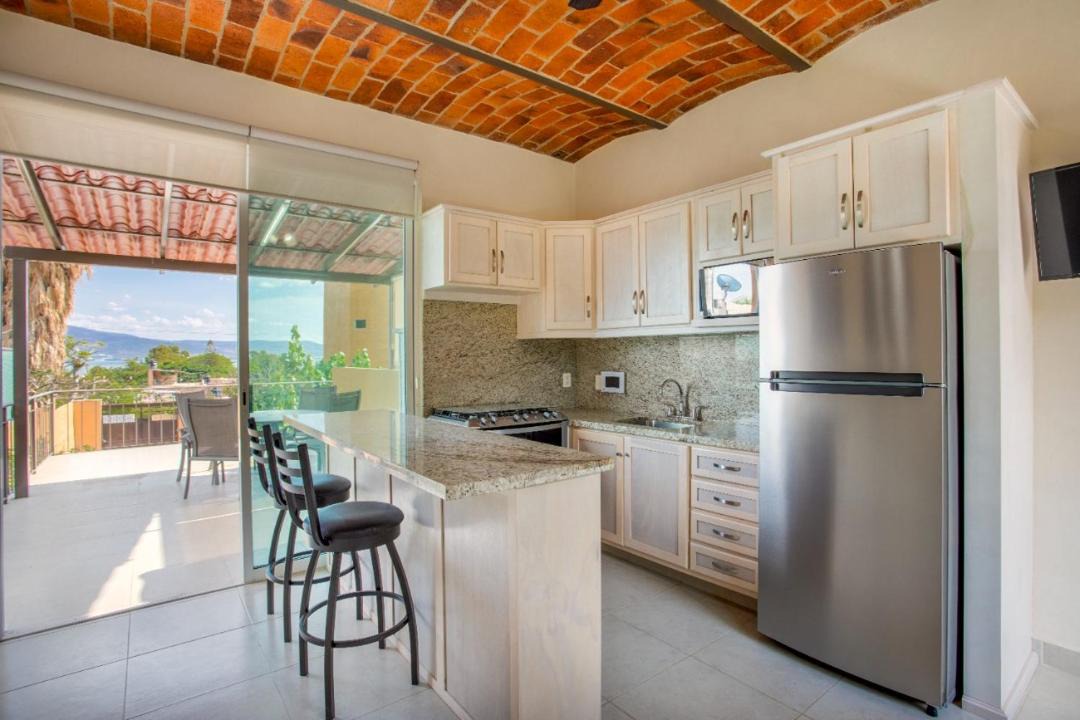Photo of Kitchen in Raquet Club