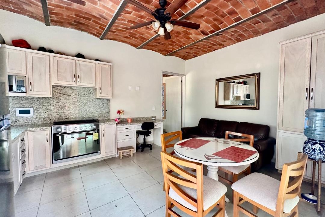 Photo of Kitchen in Raquet Club