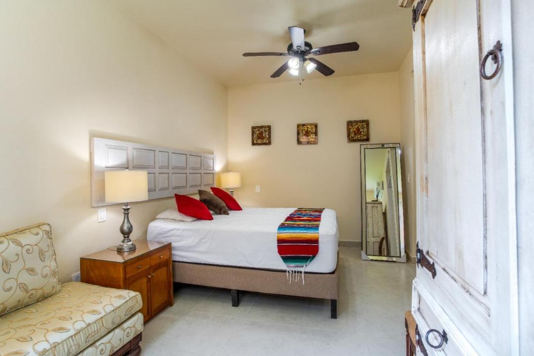 Photo of Bedroom in Raquet Club