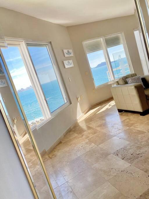 Photo of Livingroom in Balcones de Loma Linda