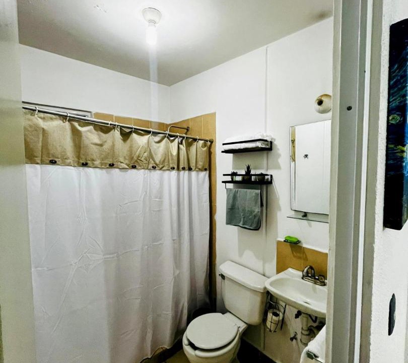 Photo of Bathroom in Leon