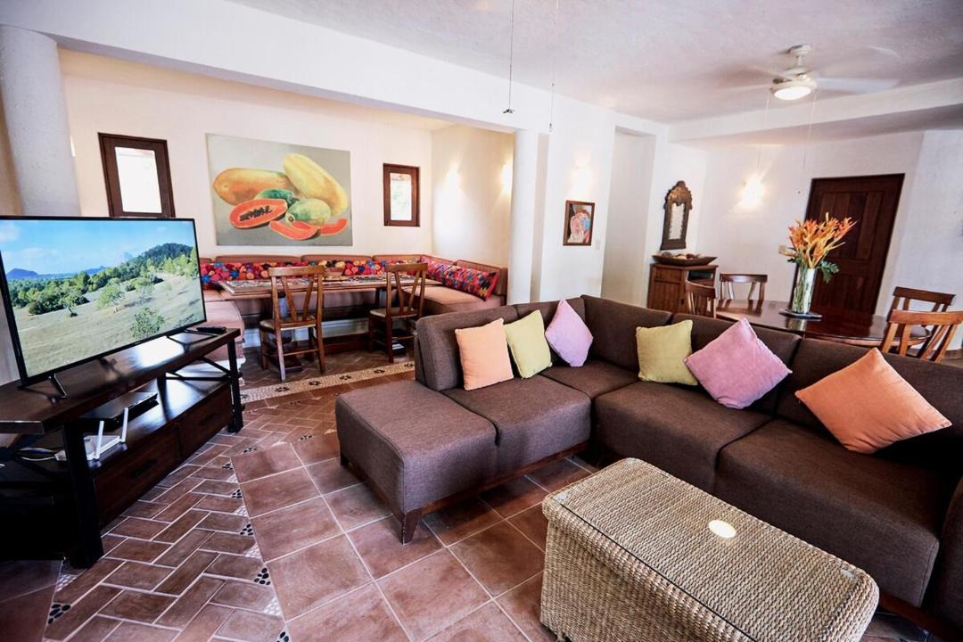 Photo of Livingroom in Playa Las Gatas