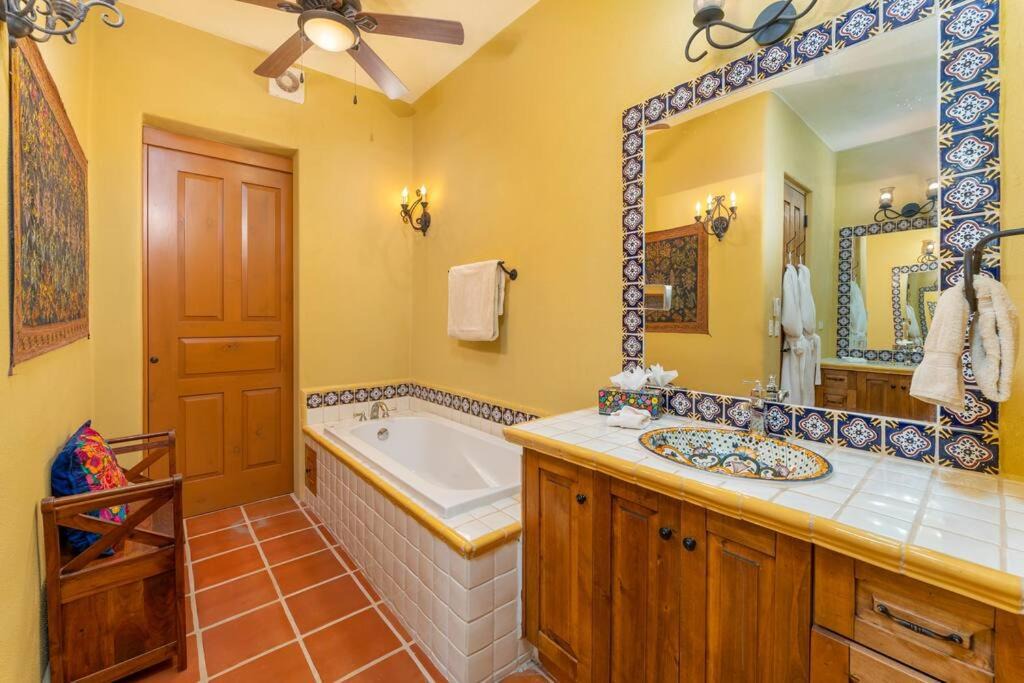 Photo of Others in Nopolo