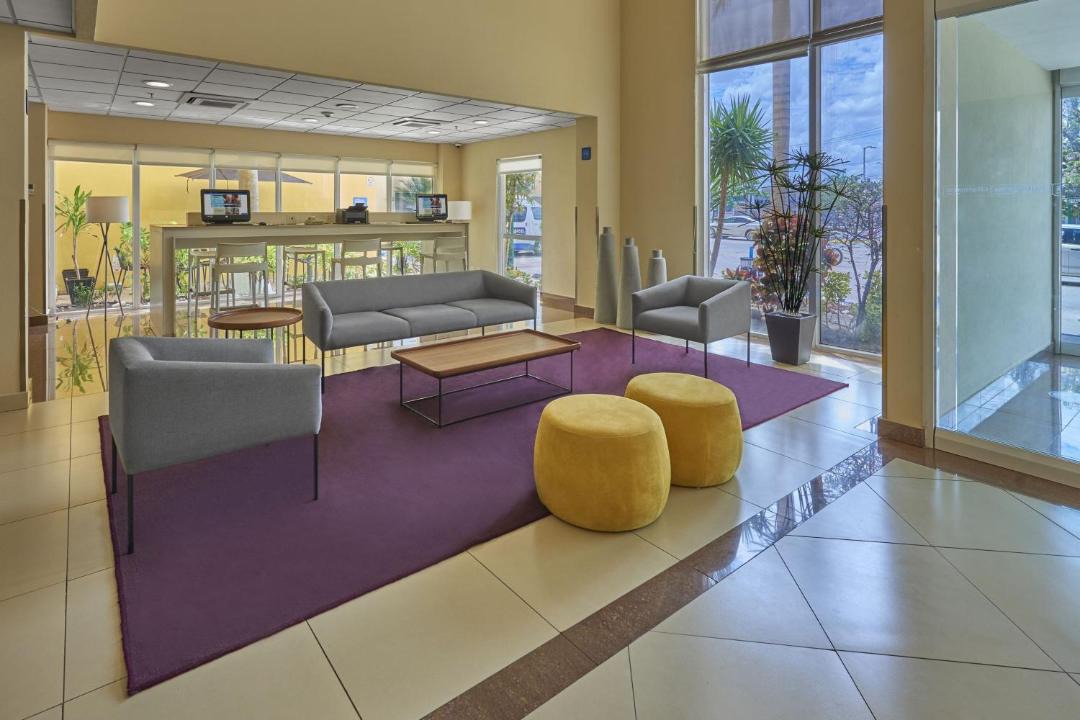 Photo of Others in Area Ah