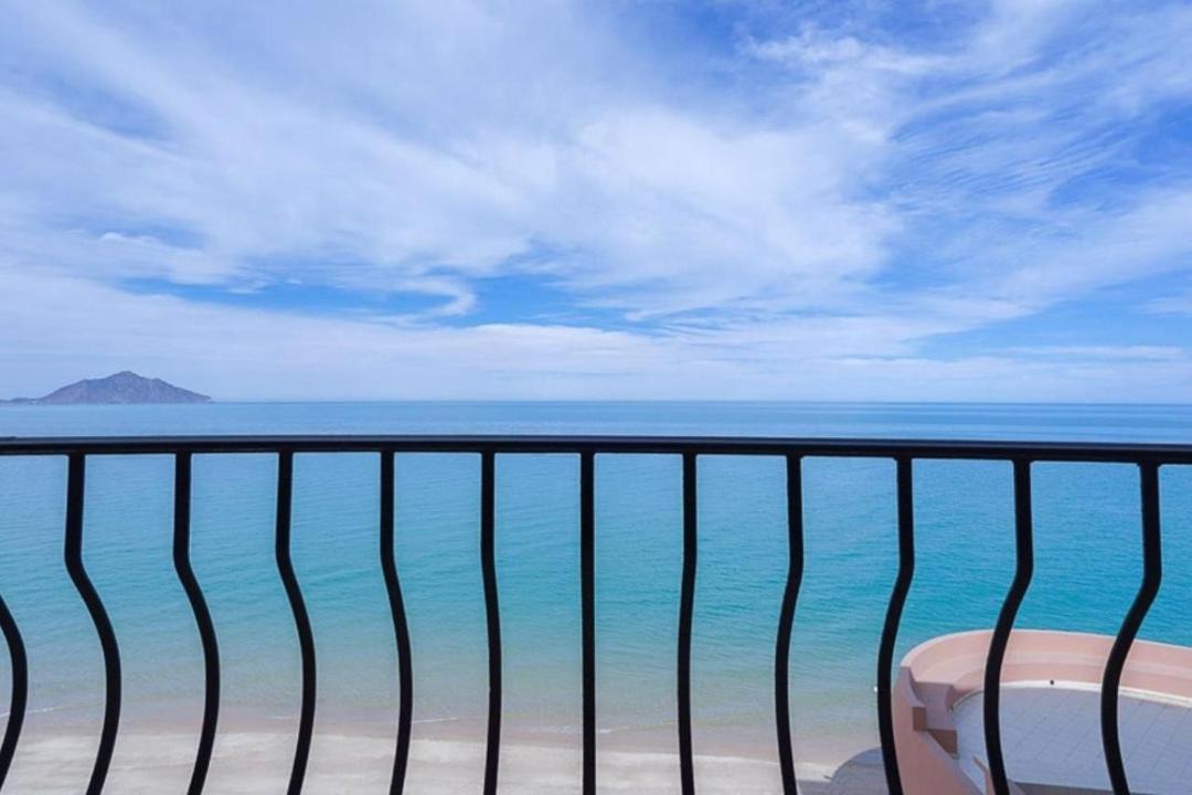 Photo of Patio Balcony in Villas de Las Palmas