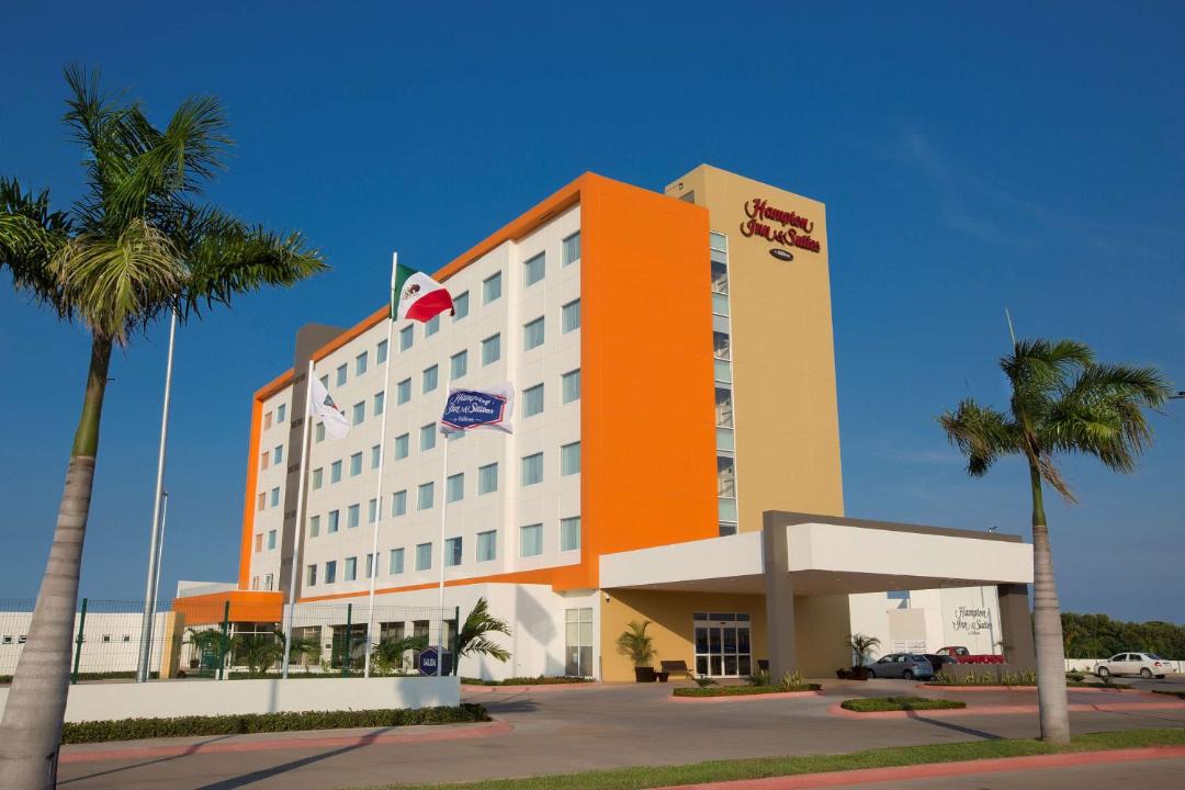Photo of Buildings in Paraiso