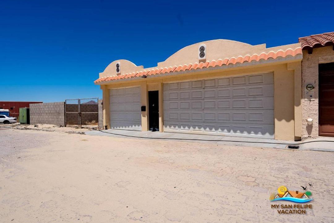 Photo of Buildings in San Felipe