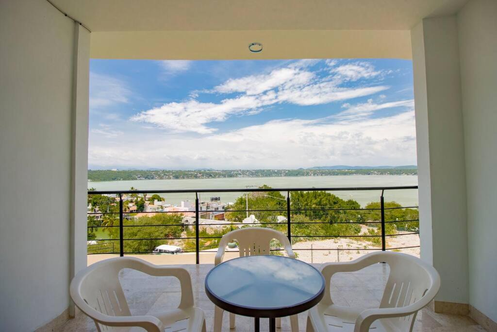 Photo of Patio Balcony in Tequesquitengo