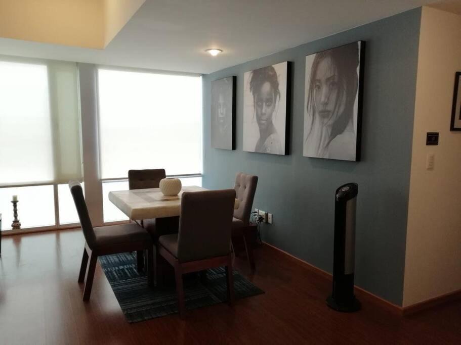 Photo of Livingroom in Santa Fe