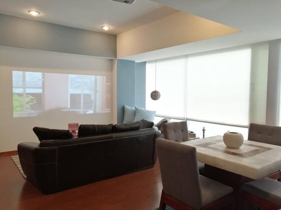 Photo of Livingroom in Santa Fe