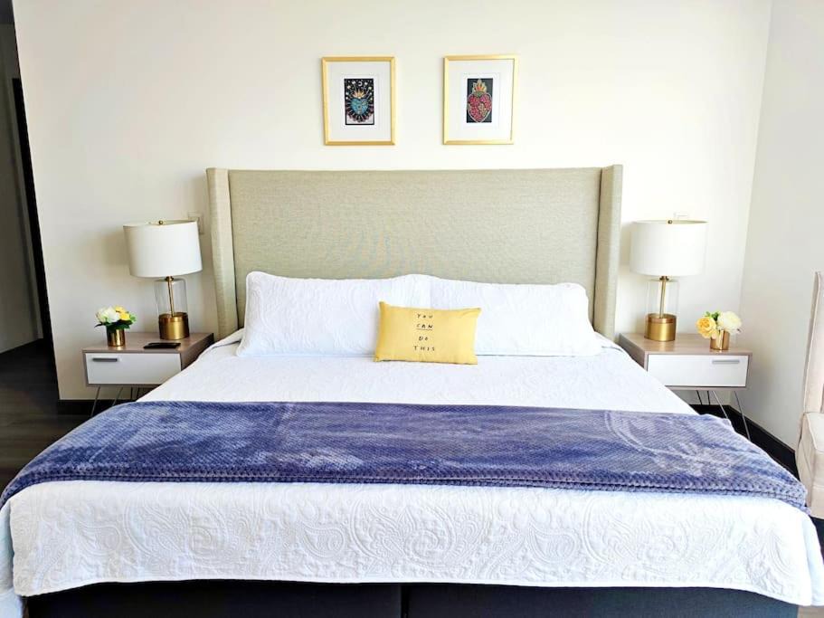 Photo of Bedroom in Anahuac