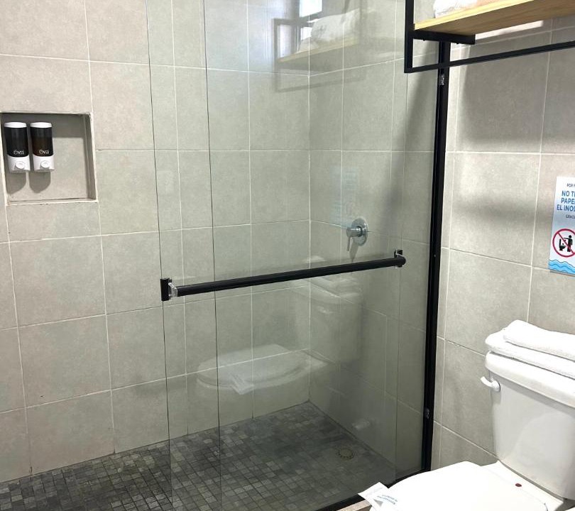 Photo of Bathroom in El Alamo