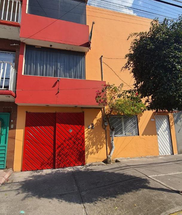 Photo of Buildings in Agricola Oriental