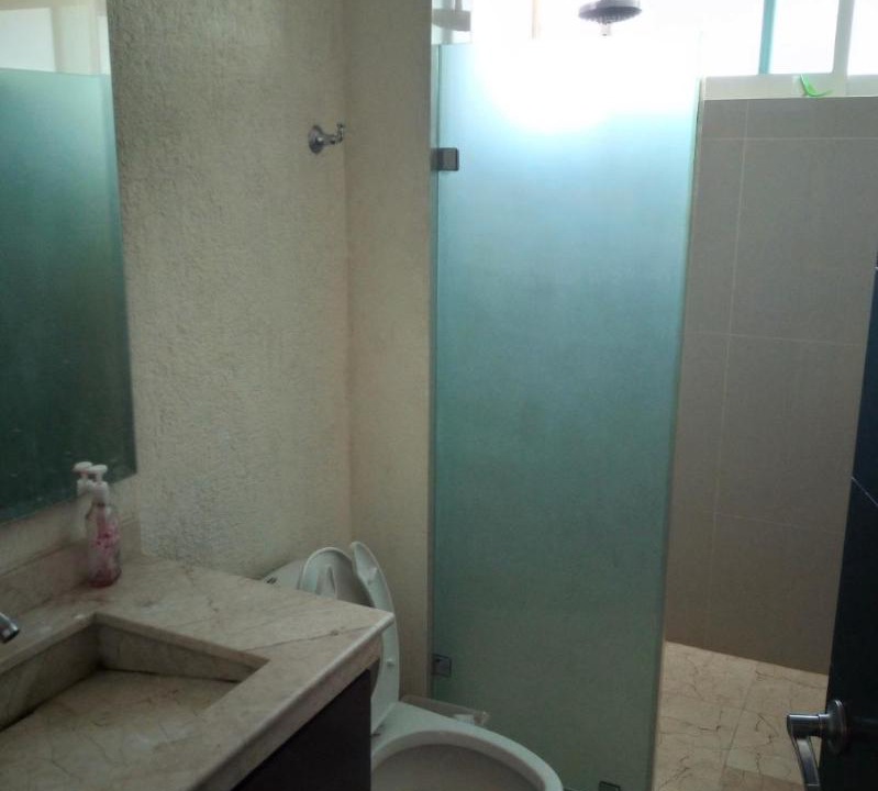 Photo of Bathroom in Club Deportivo
