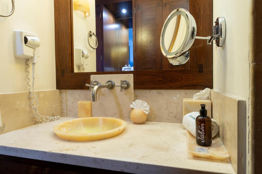 Photo of Bathroom in Historic Centre