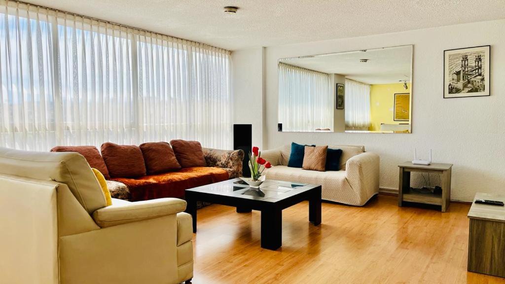 Photo of Livingroom in San Miguel Chapultepec