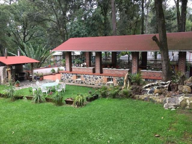 Photo of Buildings in Huitzilac
