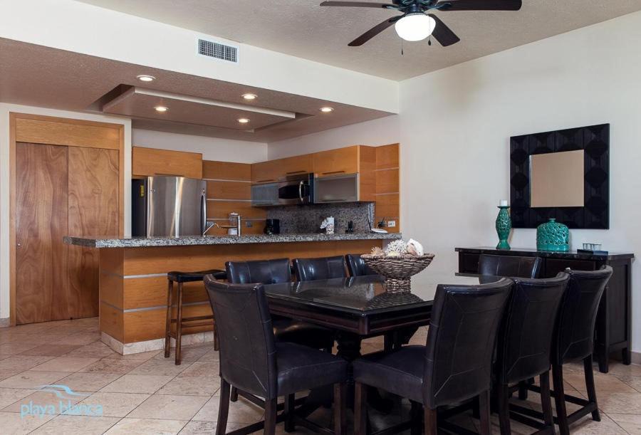 Photo of Livingroom in San Carlos