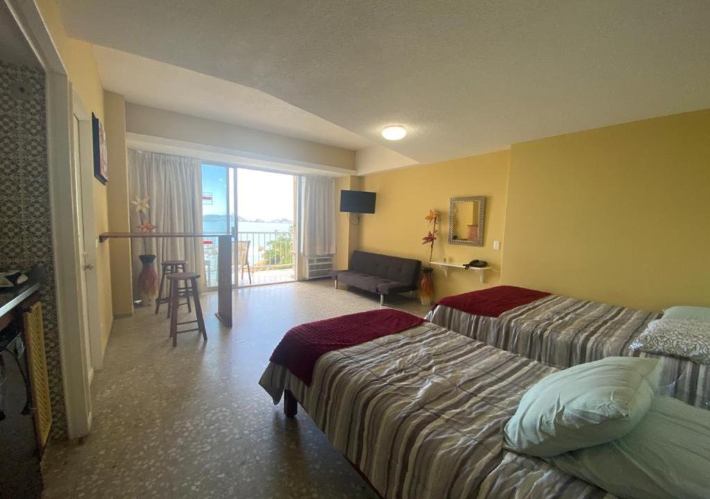 Photo of Bedroom in Costera Acapulco