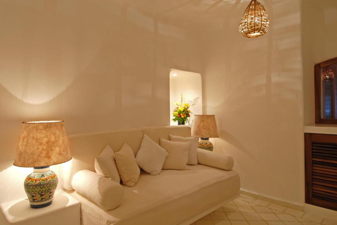 Photo of Others in Quemaro