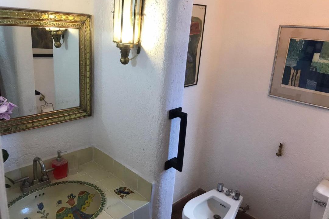 Photo of Bathroom in Marfil