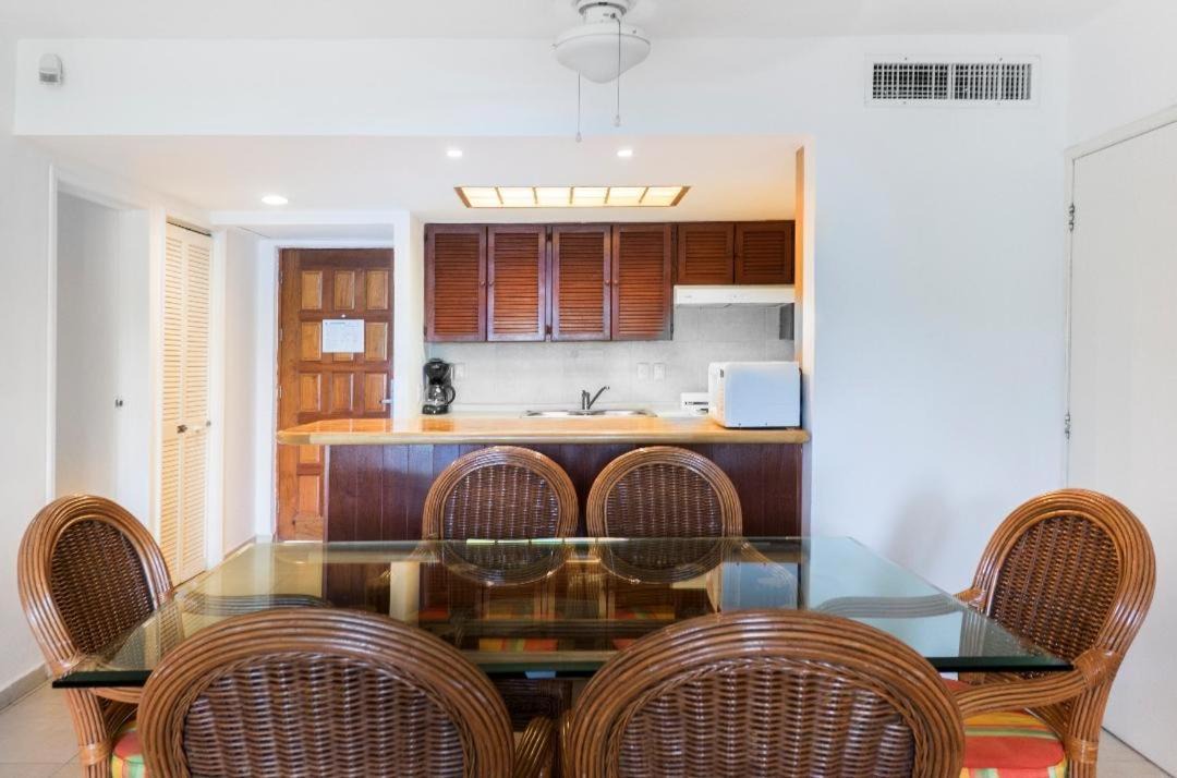 Photo of Livingroom in Punta Cancun