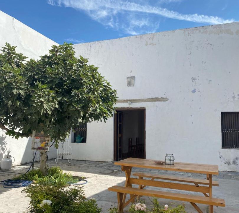 Photo of Buildings in Cuatro Cienegas