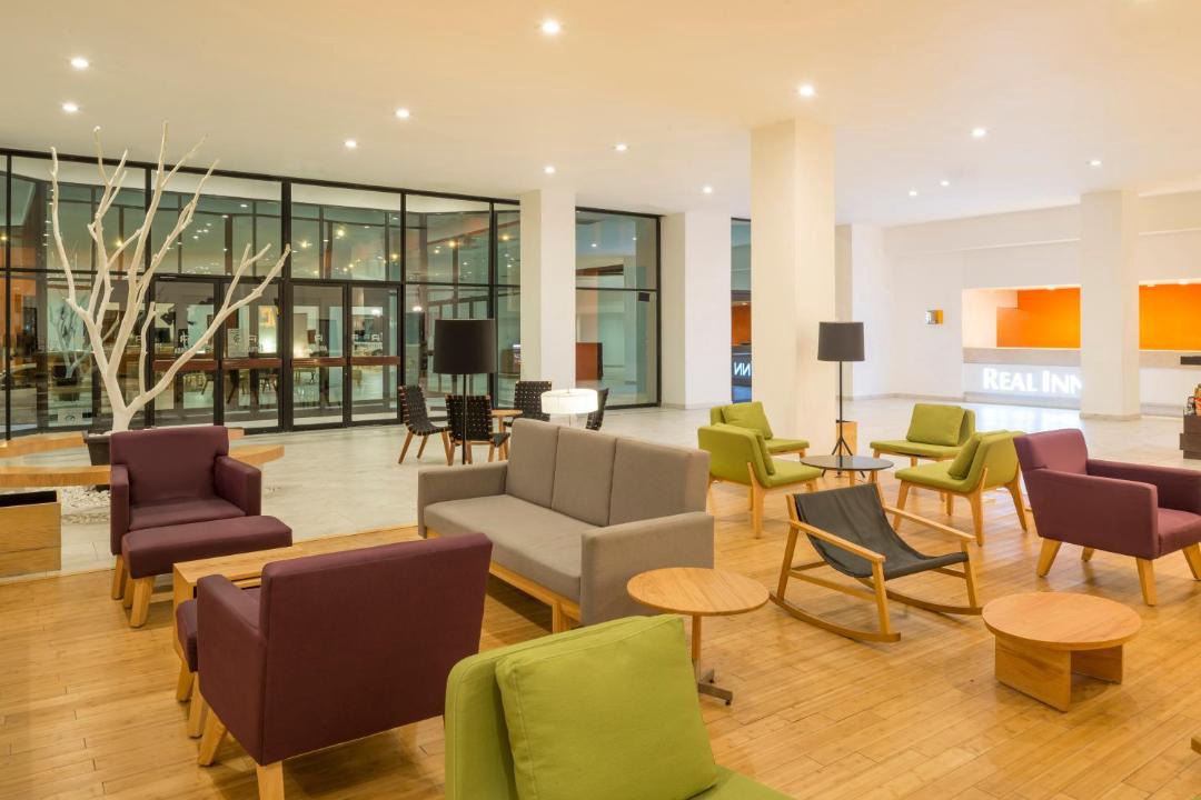 Photo of Livingroom in Civic Center