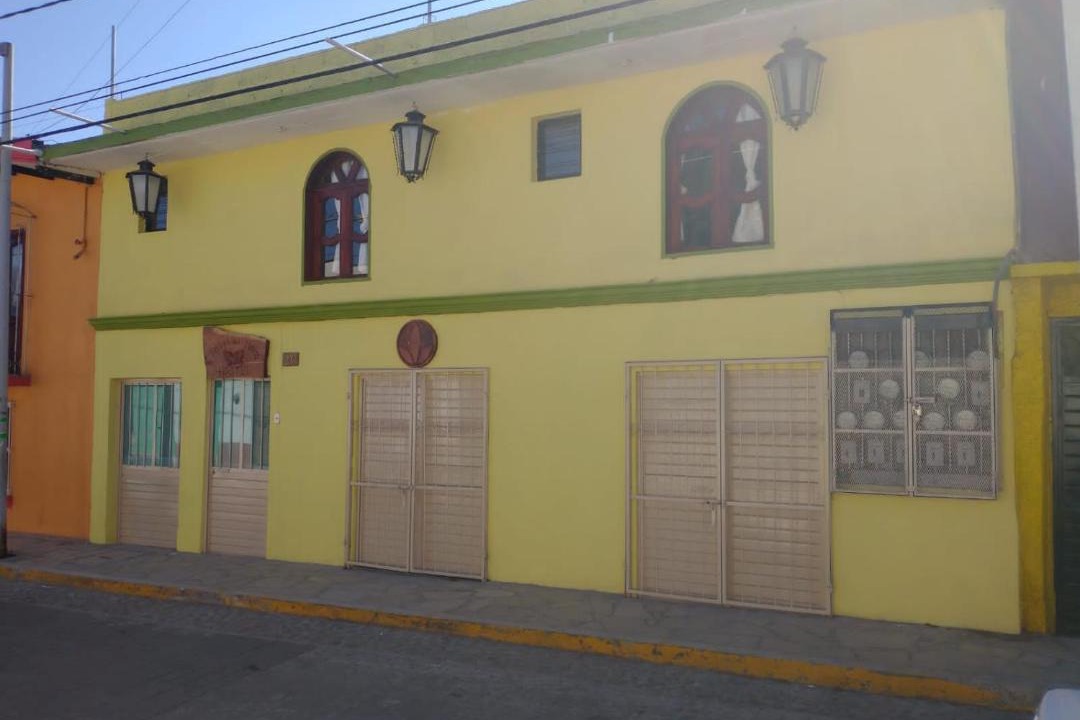 Photo of Buildings in De Cuxtitali