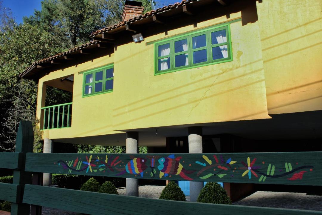 Photo of Buildings in Mineral del Monte